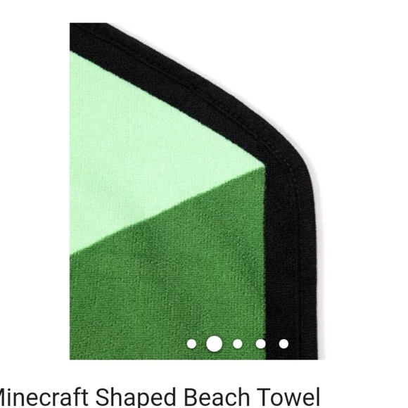 Set of 3 Disney & Marvel Shape Towels. - Picture 7 of 10